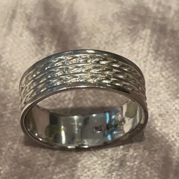 Vintage 925 Silver Textured Cigar Band Ring - Picture 2 of 8